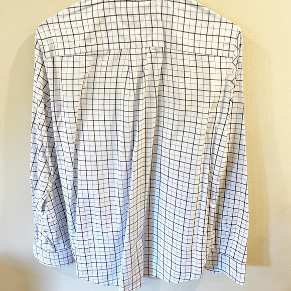 Tommy Hilfiger Plaid Button Down Dress Shirt M - Picture 2 of 11